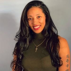 Meet your Posher, Nicole